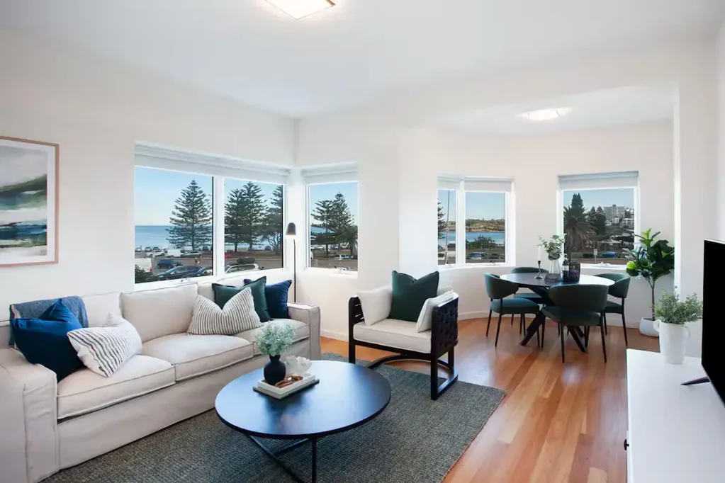 Sun-Drenched Beachfront Apartment with Panoramic Bondi Beach Views