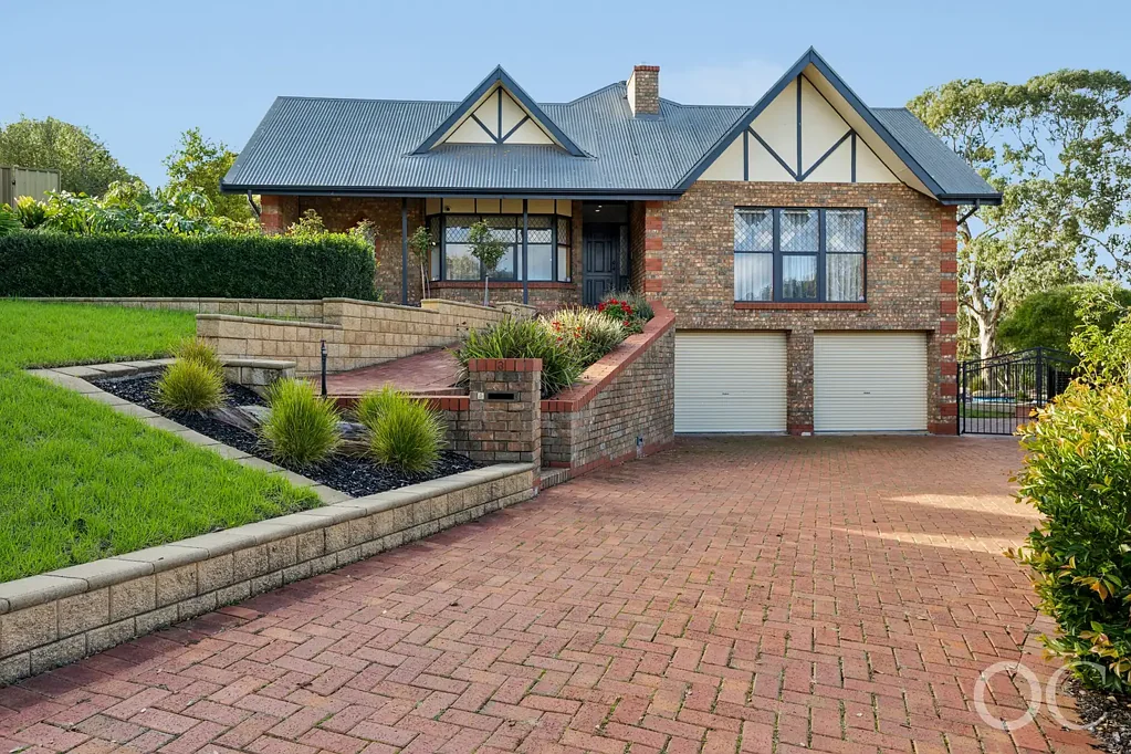 Flagstaff Hill 5房  Open the Door to Premium Craigburn Estate Living With Resort‑Style Entertaining