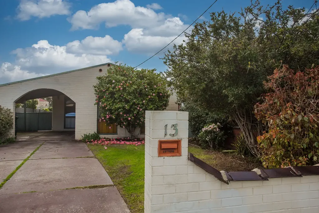 13 Morrison Road, Woodbridge, WA 6056