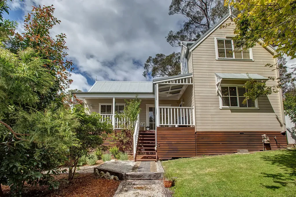 Bundanoon 4 Bedroom A fairytale facade
