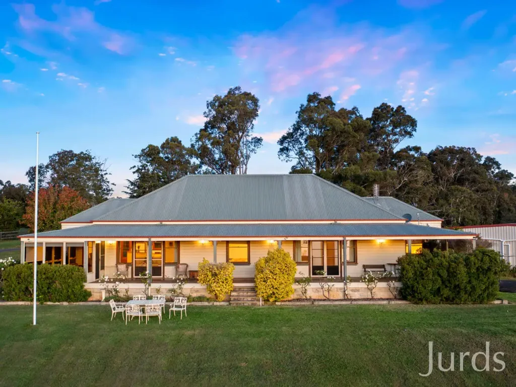 Lovedale  Hunter Valley Estate - Homestead & Established Income