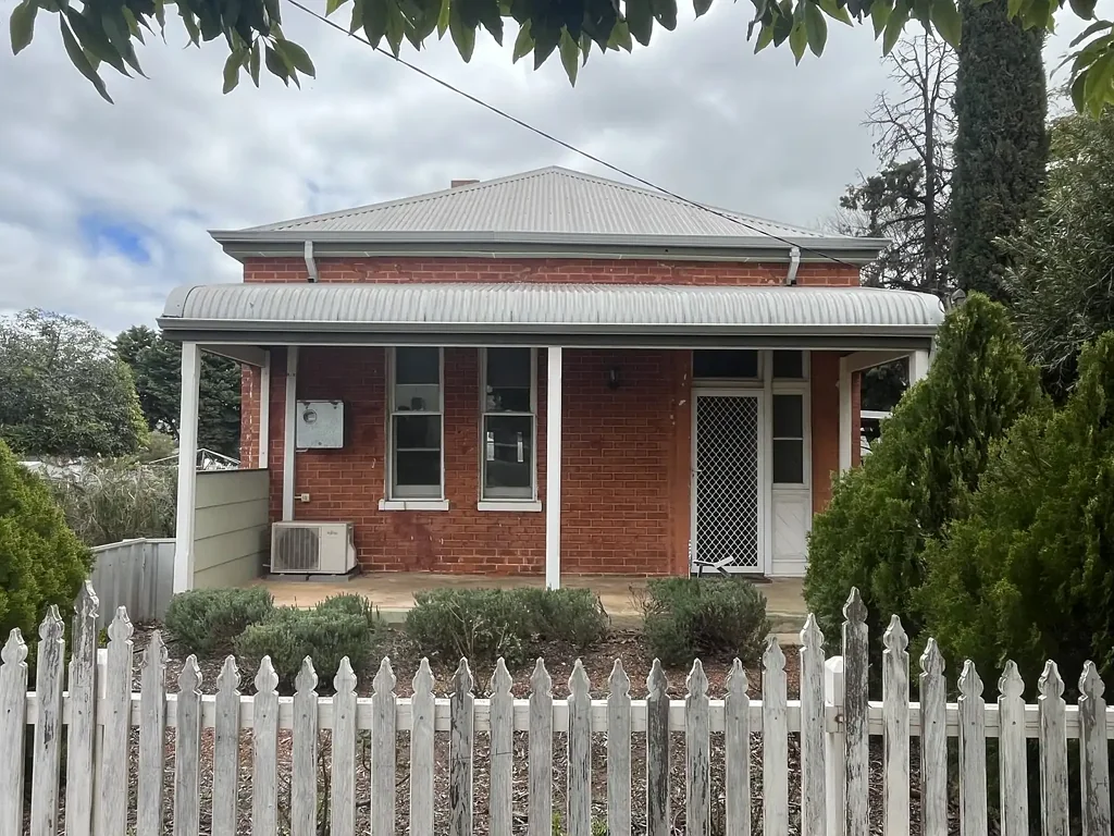Northam 2 Slaapkamer Charming 1920s Character Home