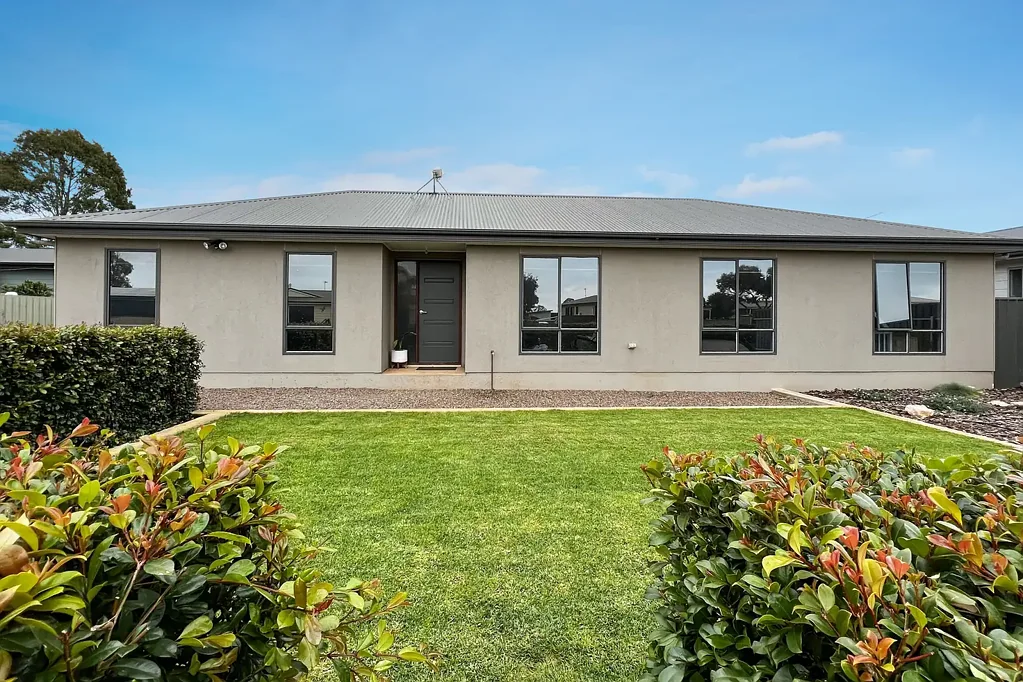 28 Natasha Drive, Poonindie, SA 5607