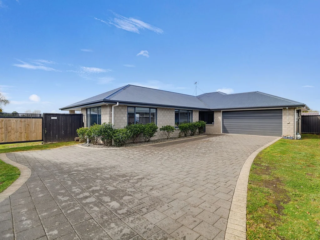 Ngaruawahia 4房  Double Glazed - Stylish Home with Scullery.