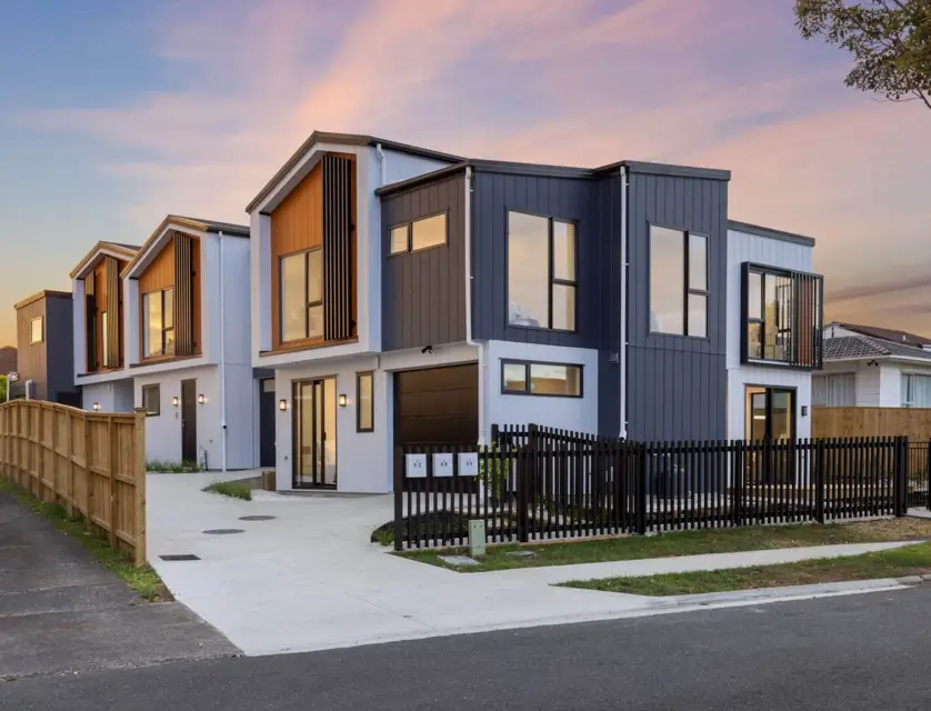9B Liam Place, Half Moon Bay, Manukau City, 5 Bedrooms, 3 Bathrooms, House