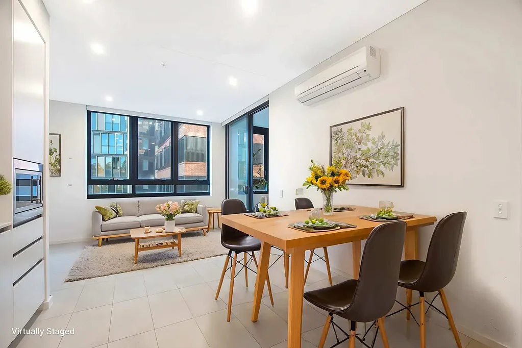 Melrose Park 1غرفة نوم Spacious one bedroom for sale, East-north facing, low strata fee, high rental return
