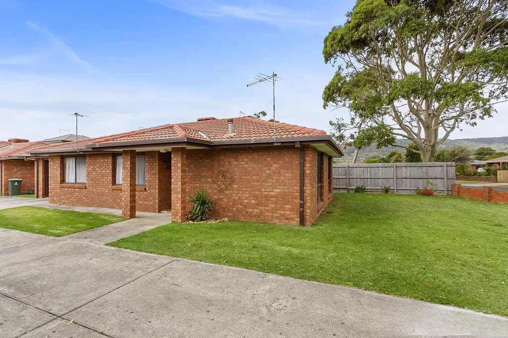 1/6 Cairns Street, Rosebud, VIC 3939
