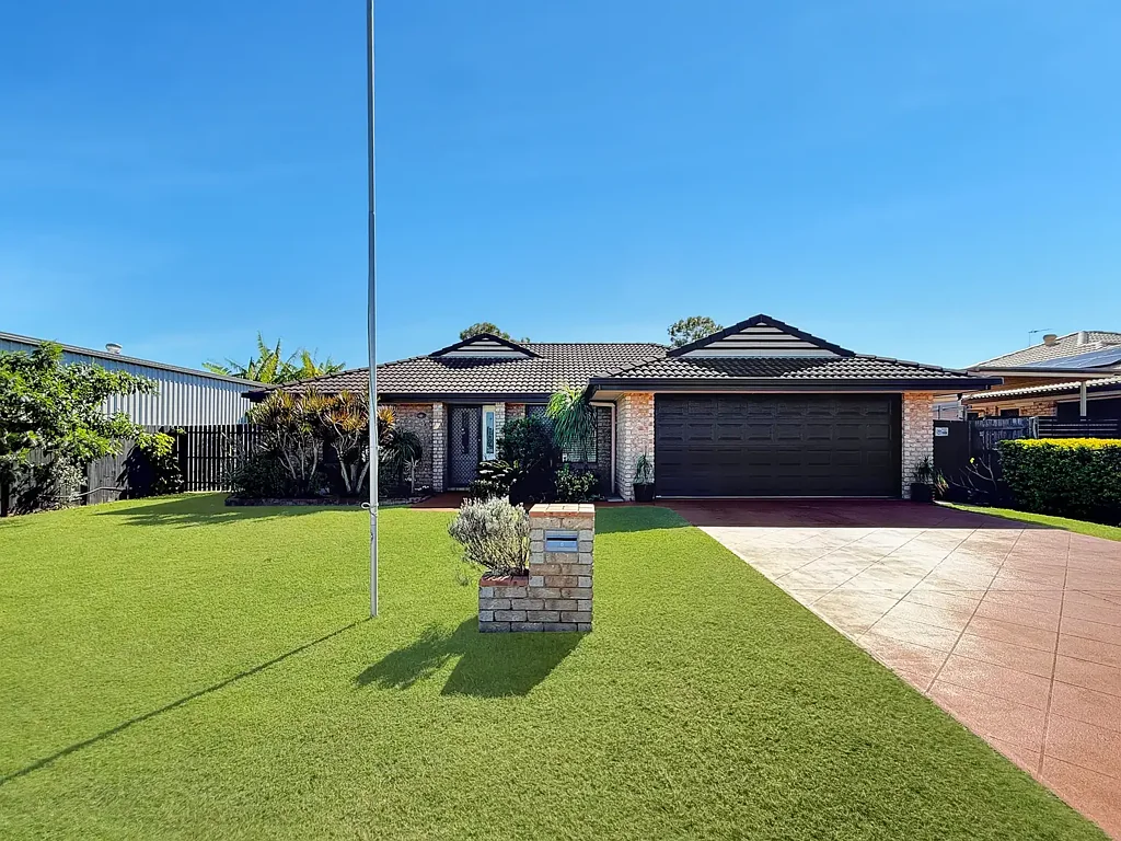 Point Vernon 4Phòng ngủ You Don't Feel Closed in Here!
Stunning Home Overlooking Park & Lake