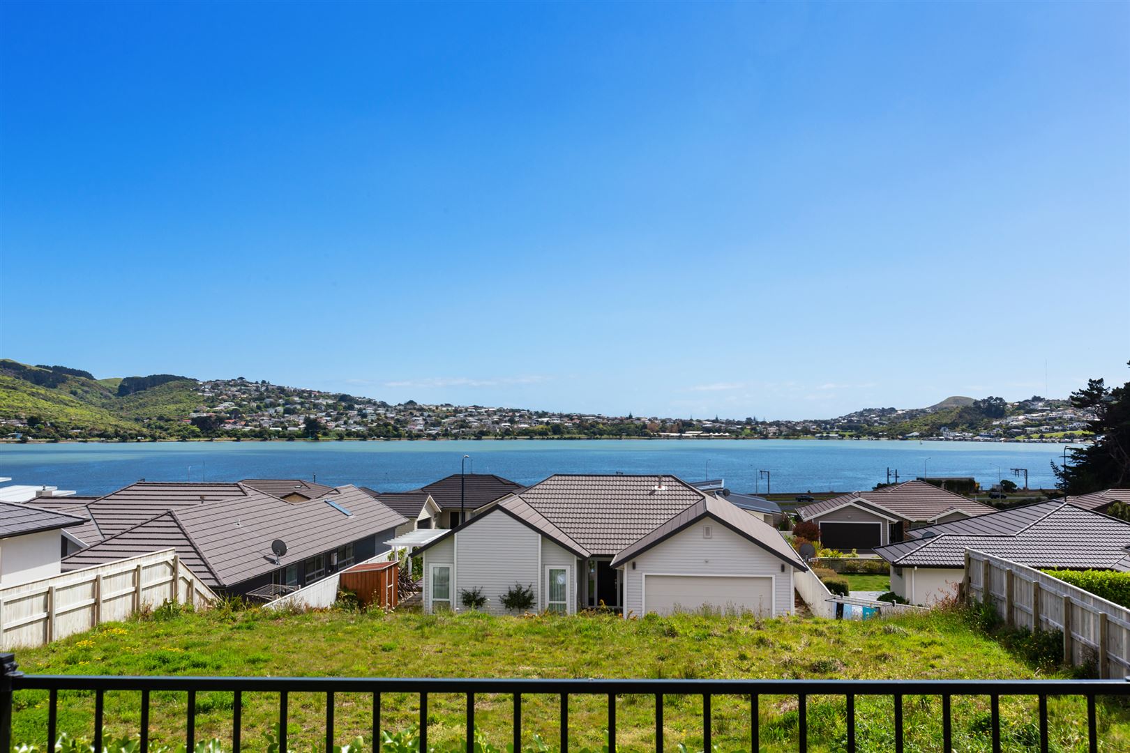 4 Ihakara Arthur Lane, Aotea, Porirua, 3 phòng ngủ, 0 phòng tắm