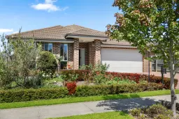 6 TURNER WAY, Renwick