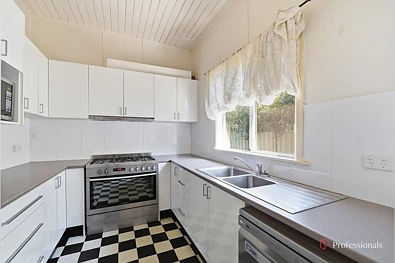 90 Jeffrey Street, Armidale, NSW 2350, 3 slaapkamers, 1 badkamers, House