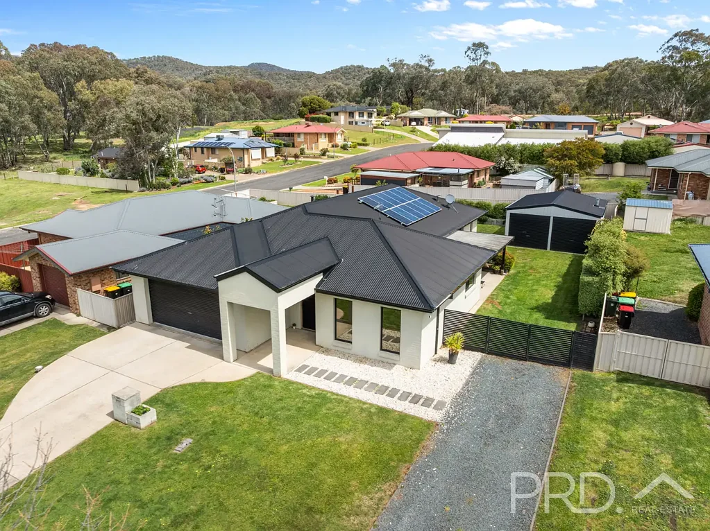 10 Maroo Street, Tumut, NSW 2720