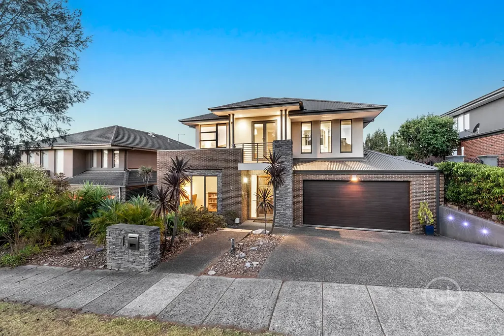 7 Crestwood Avenue, Macleod, VIC 3085