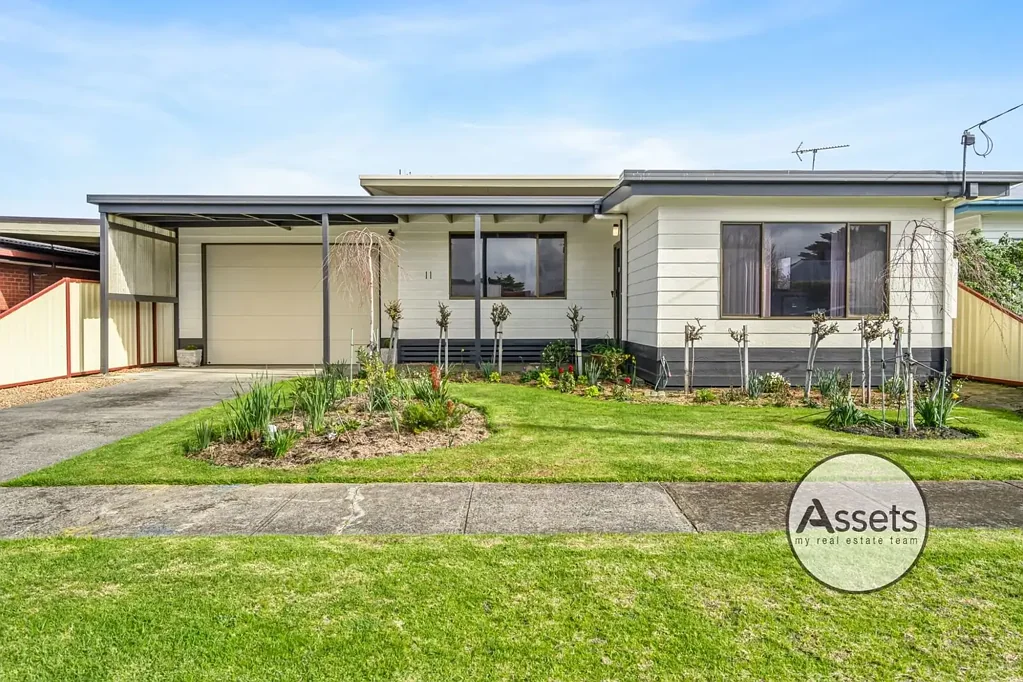 Portland 4 Bedroom Versatile Sanctuary by the Sea
