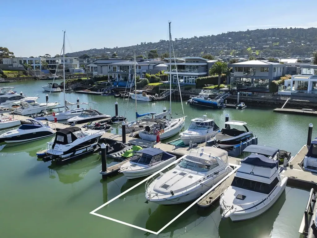 5237 Hidden Harbour Island Drive, Safety Beach, VIC 3936