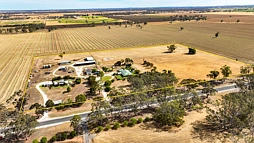 377 Cannawigara Road, Bordertown