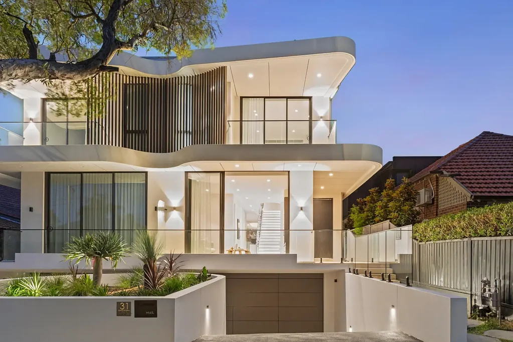 Concord 4 Slaapkamer Exquisite brand new duplex with a prestigious address