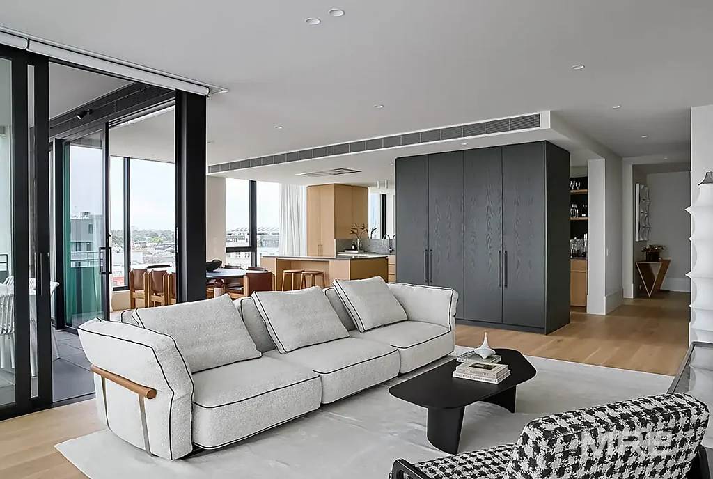 Stunningly renovated cottage