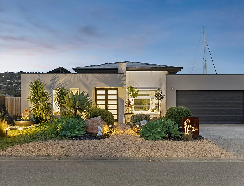24 Helsal Point, Safety Beach, Mornington Peninsula, 4 chambres, 3 salles de bain, House