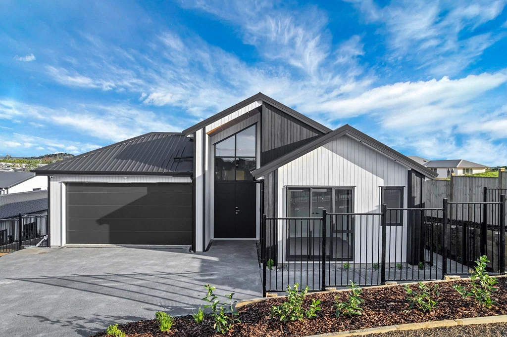 Beachlands 4 Slaapkamer Stunning Family Home Flexi Living - Ready for You!