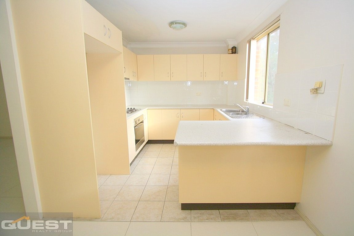 UNIT 13 122-126 MEREDITH ST, BANKSTOWN NSW 2200, 0 chambres, 0 salles de bain, Unit