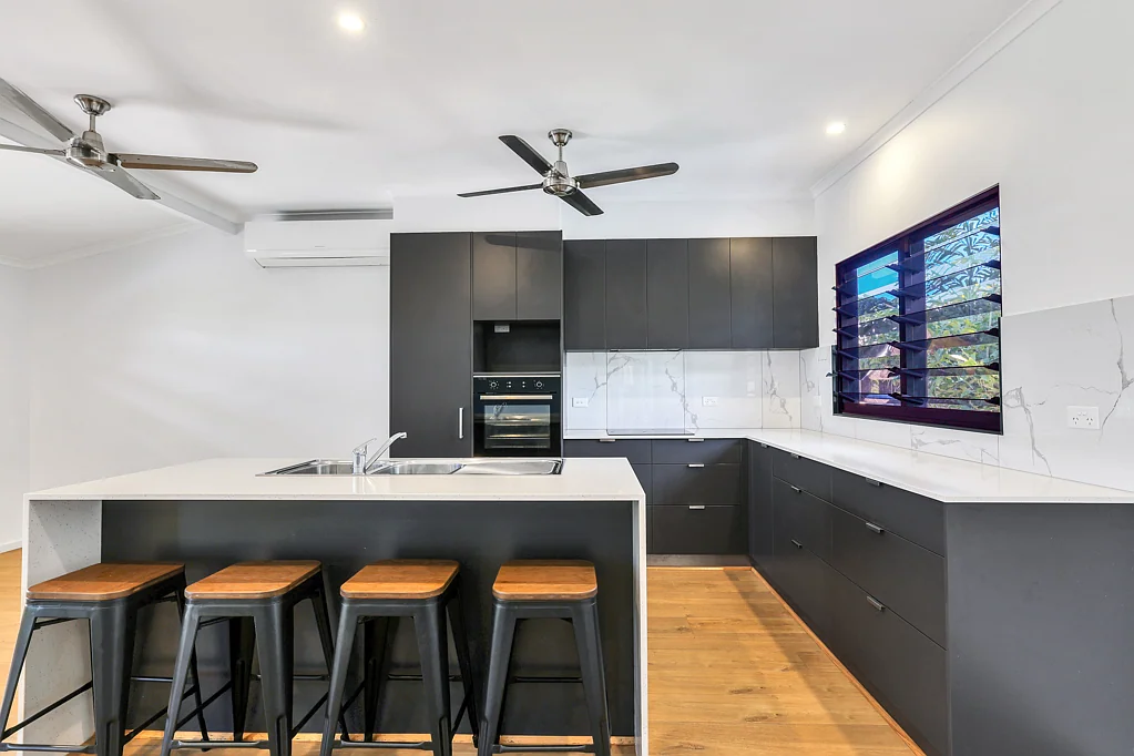 51 Yeadon Circuit, Moil, NT 810