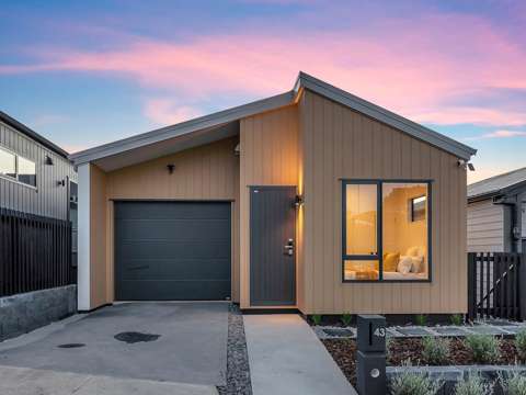 Pukekohe East 3房  VENDORS SAYS - LET IT GO!