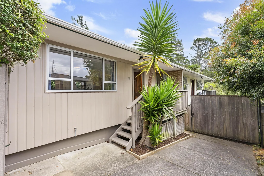 10 Kawaka Street, Titirangi, Waitakere City, Auckland
