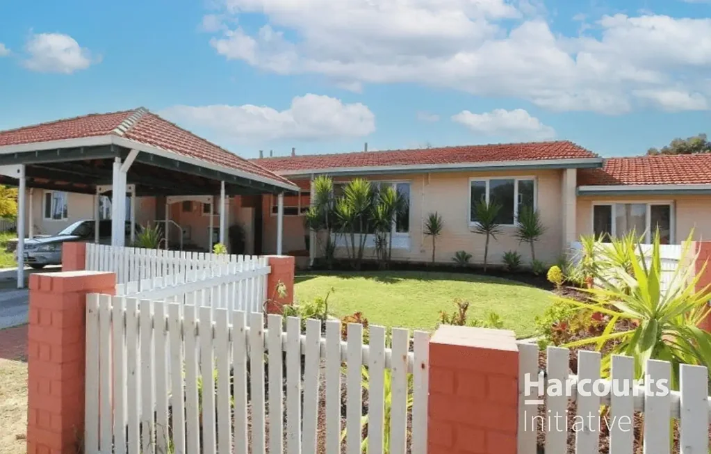 6 Girrawheen Avenue, Girrawheen, WA 6064