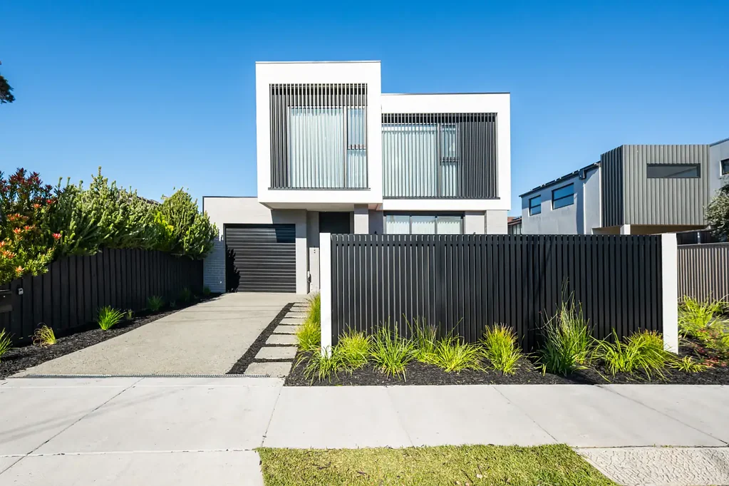 Aspendale 3房 海湾旁的奢华美宅 Stunning Luxury By The Bay