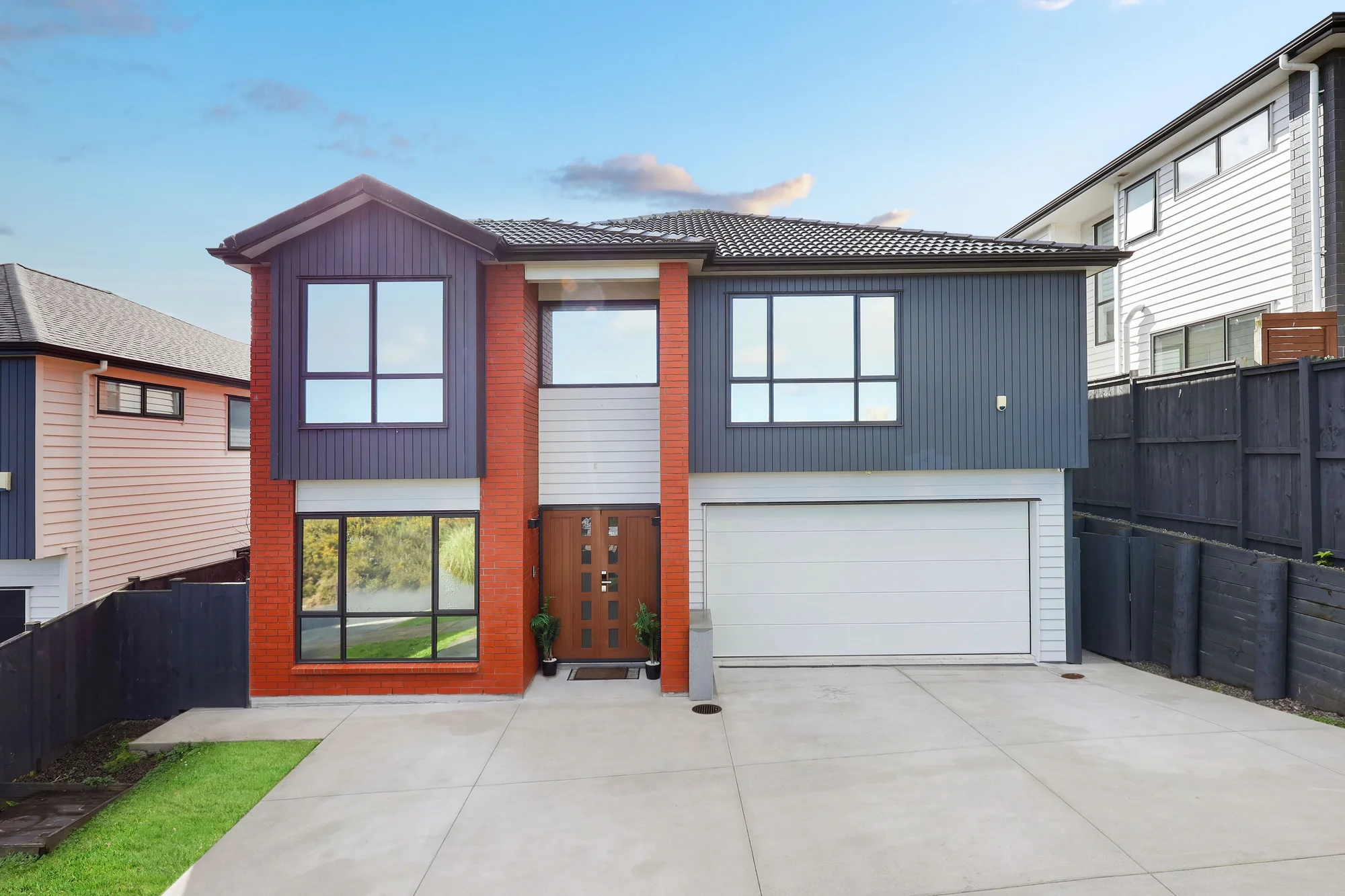 Flat Bush 6Kwarto Abundant Parking + 4 Master Suites + Granny Flat!