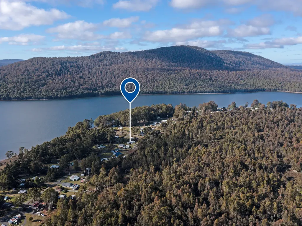 Bradys Lake 3Zimmer Relaxed Lakeside Living with Dual Shack Potential - Brady's Lake