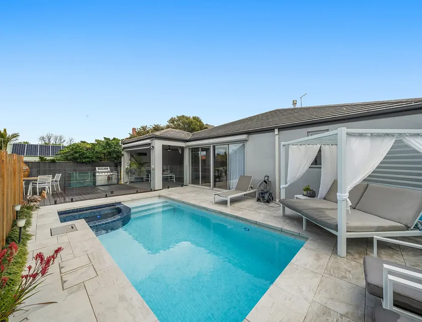 25 Holyrood Avenue, Strathmore, VIC 3041, 4房, 3浴, House
