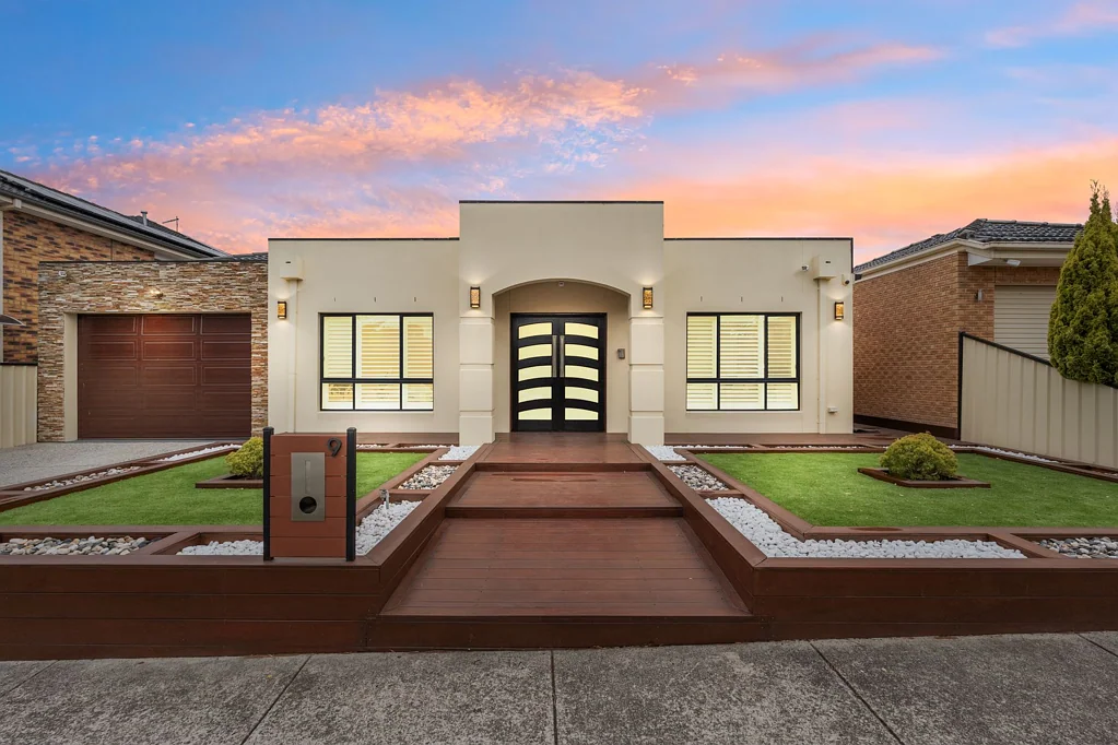 9 Hayfield Road, Roxburgh Park, VIC 3064