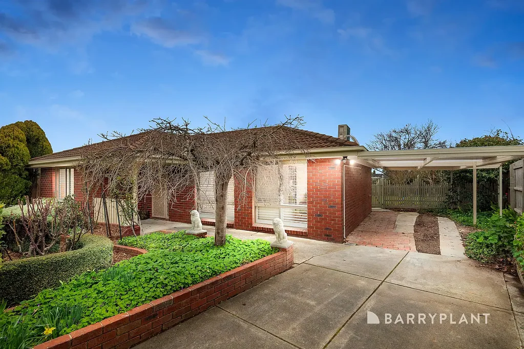 48 Mitre Crescent, Berwick, VIC 3806
