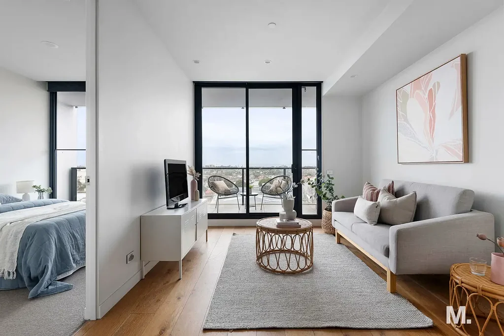 Moonee Ponds 2房 五楼壮丽景色 时尚两卧套间 Moonee Ponds中心地带 居民设施出色 城市赛马场山脉景 安全大厅电梯 底层停车位 TO AVOID GETTING FOMO, YOU'D BETTER BUY MOPO.