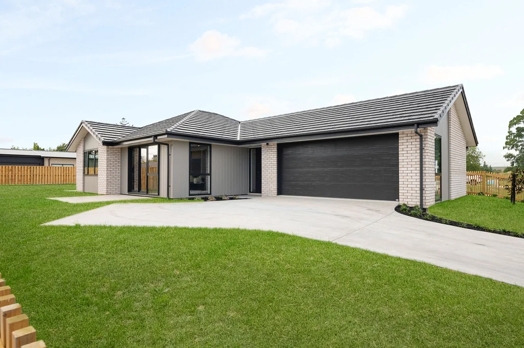 Taupiri 4房  Why Build? This Stunning Home Is Ready Now!