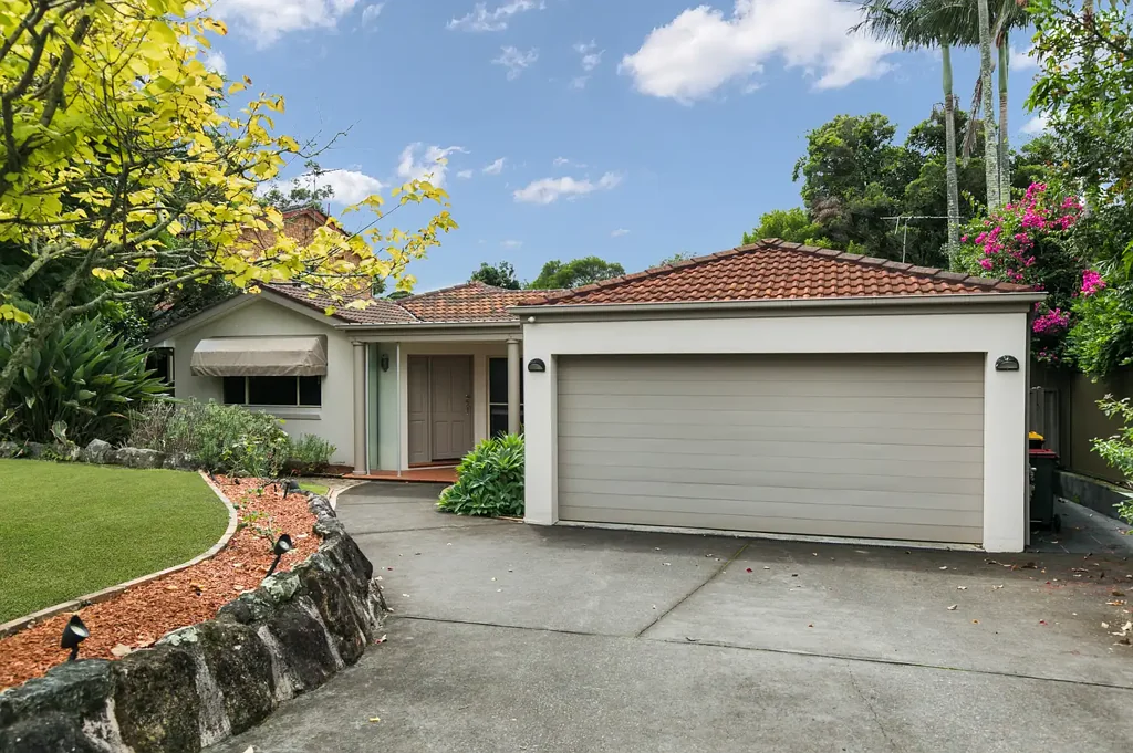 4 bedroom + study - 2 main bedrooms with ensuites