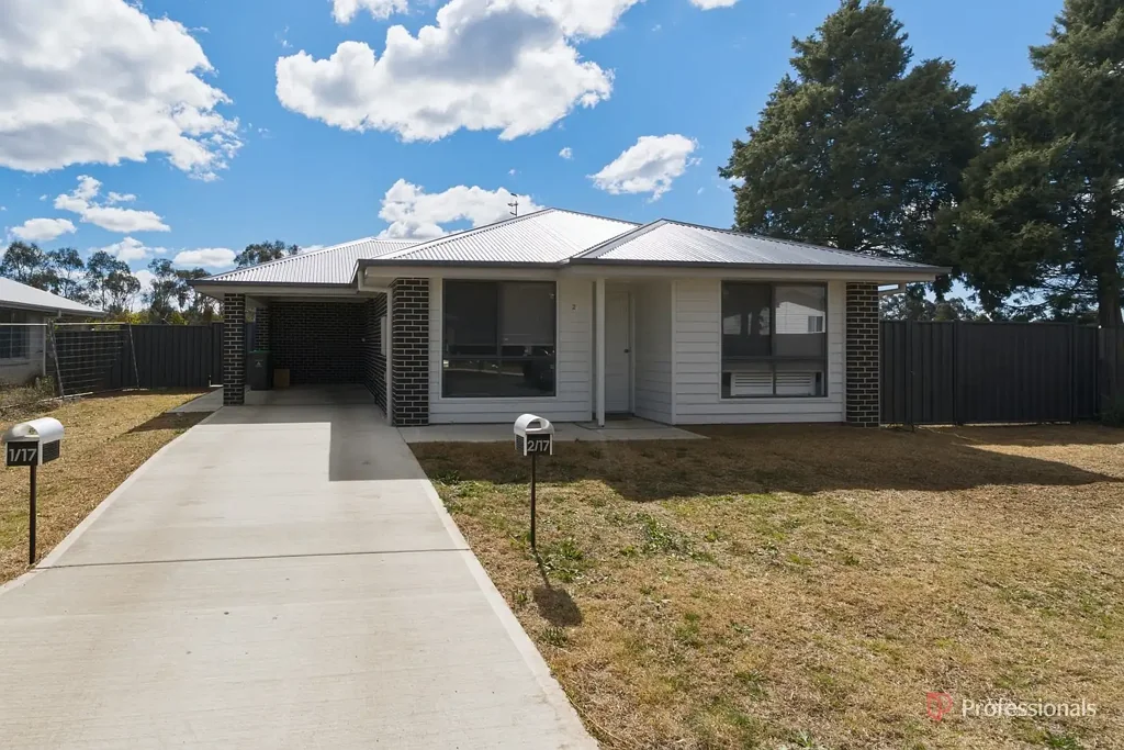 MODERN 3 BEDROOM UNIT