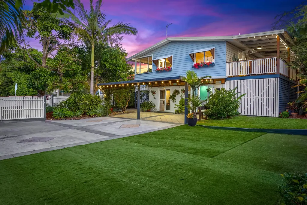 44 Wilson Street, Labrador, QLD 4215