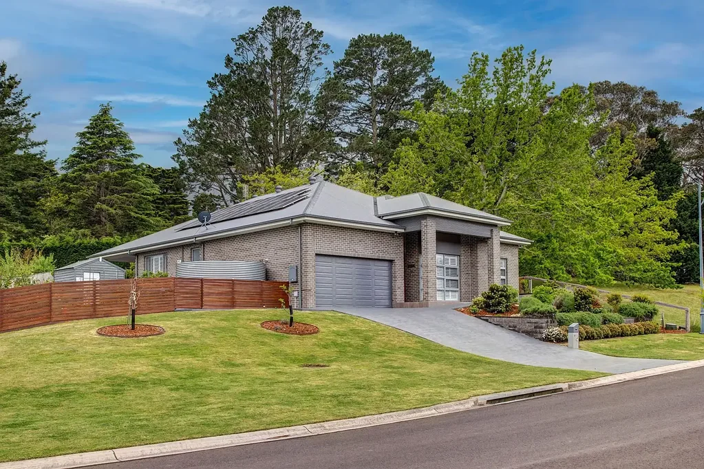 Bundanoon 4 Bedroom Crafted For Comfort