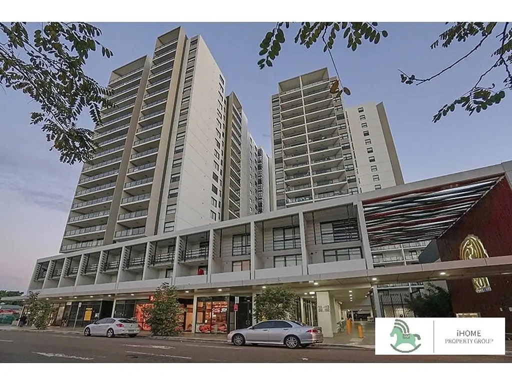 Parramatta 2 Bedroom Luxury High level apartment! Luxury Life Style!