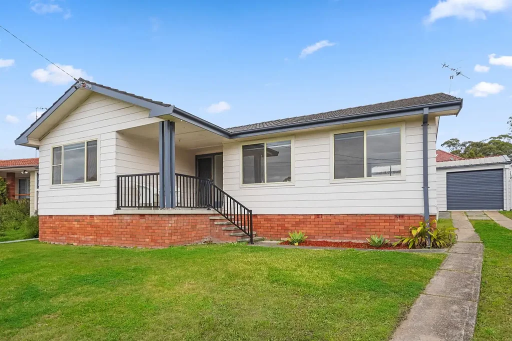 Elermore Vale 3ਬੈੱਡਰੂਮ Family Comfort in Quiet Cul-de-Sac