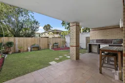 2/6 Pear Street, Greenslopes