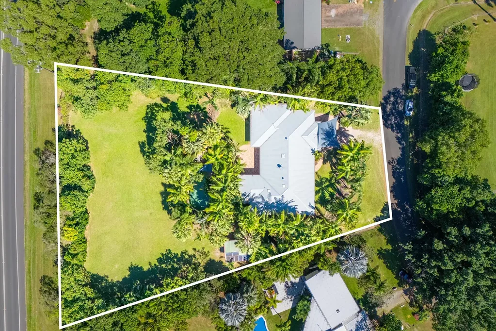 41-43 Runnymede Avenue, Redlynch, QLD 4870