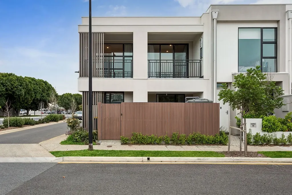 West Lakes 3ਬੈੱਡਰੂਮ Desirable Low Maintenance Lifestyle