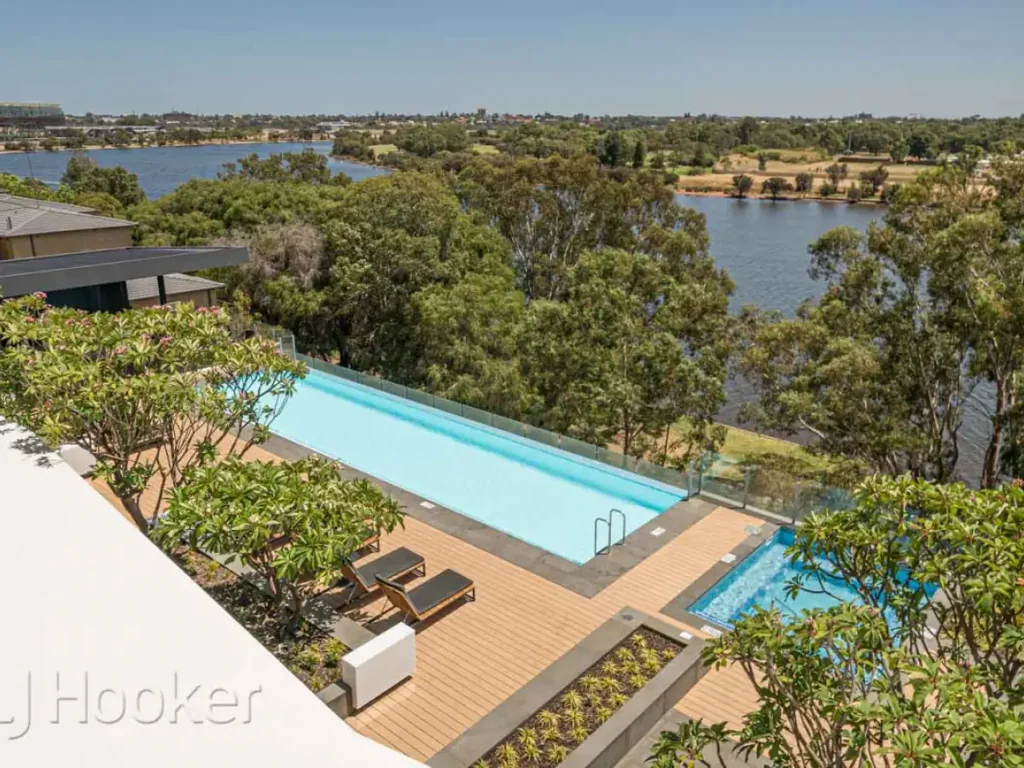 River Facing - Luxury Facilities!