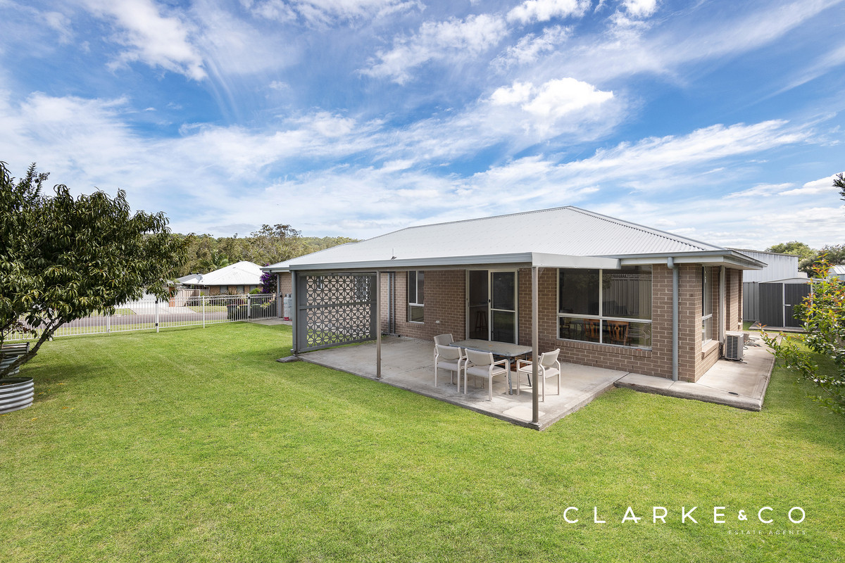 84 PEACHEY CCT, KARUAH NSW 2324, 0 Schlafzimmer, 0 Badezimmer, House