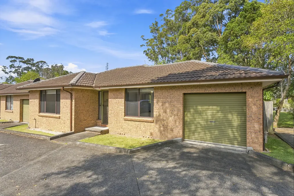 Easy, Low-Maintenance Living in a Convenient Location