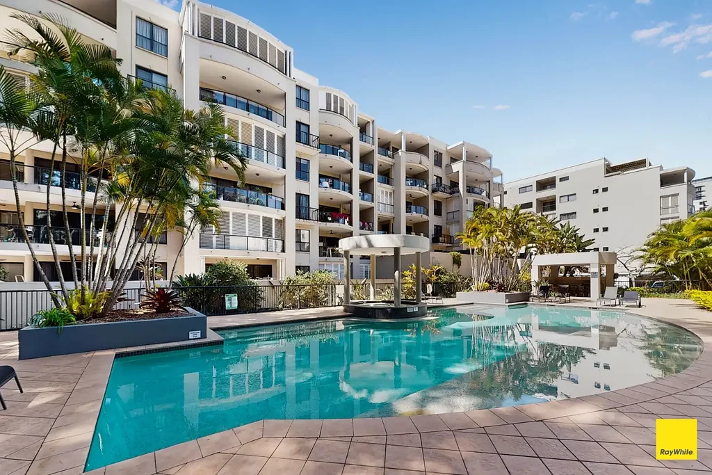 Rare Sanctuary In Riverscape Apartments | Ground Floor Apartment in great location